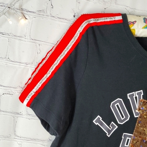 2018 Victoria's Secret PINK Sequin Rhinestone Black Red Tee Tshirt Size Small - Picture 5 of 14